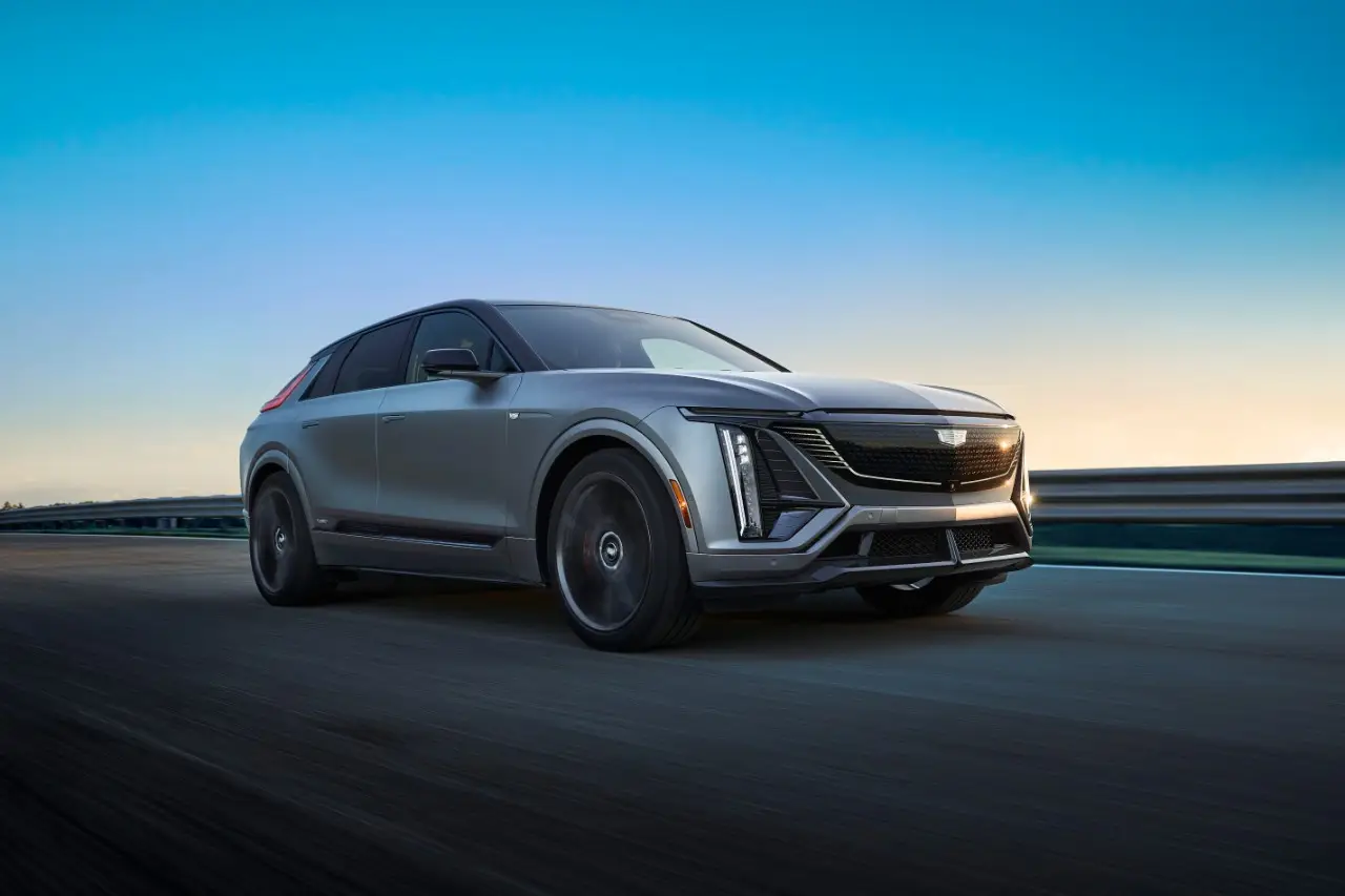 Cadillac LYRIQ-V 2026