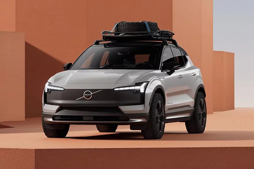 Volvo EX30 Cross Country