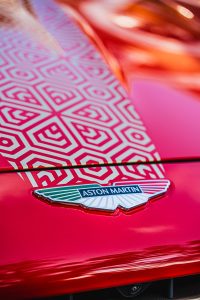 Aston Martin cofre
