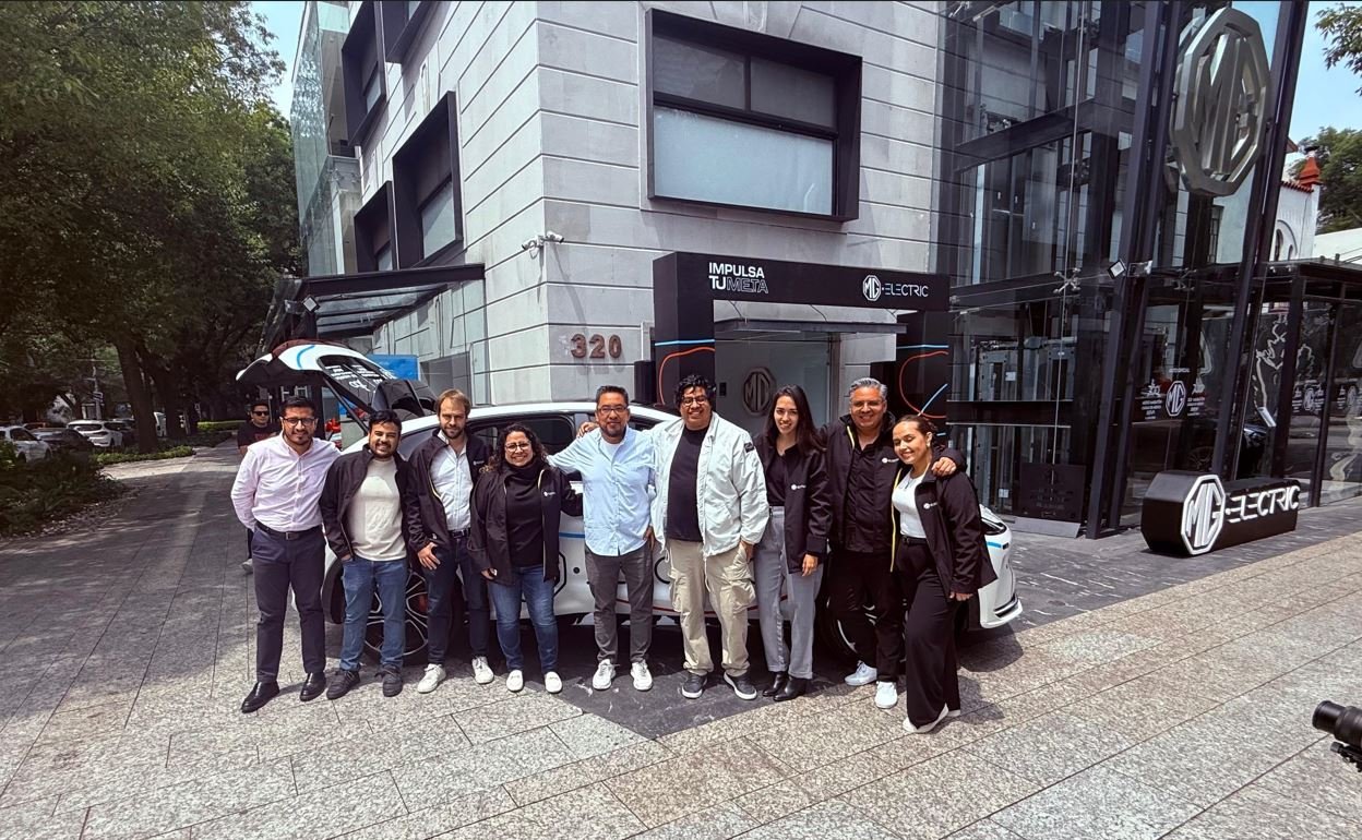 Develación MG maraton de la CDMX 2025