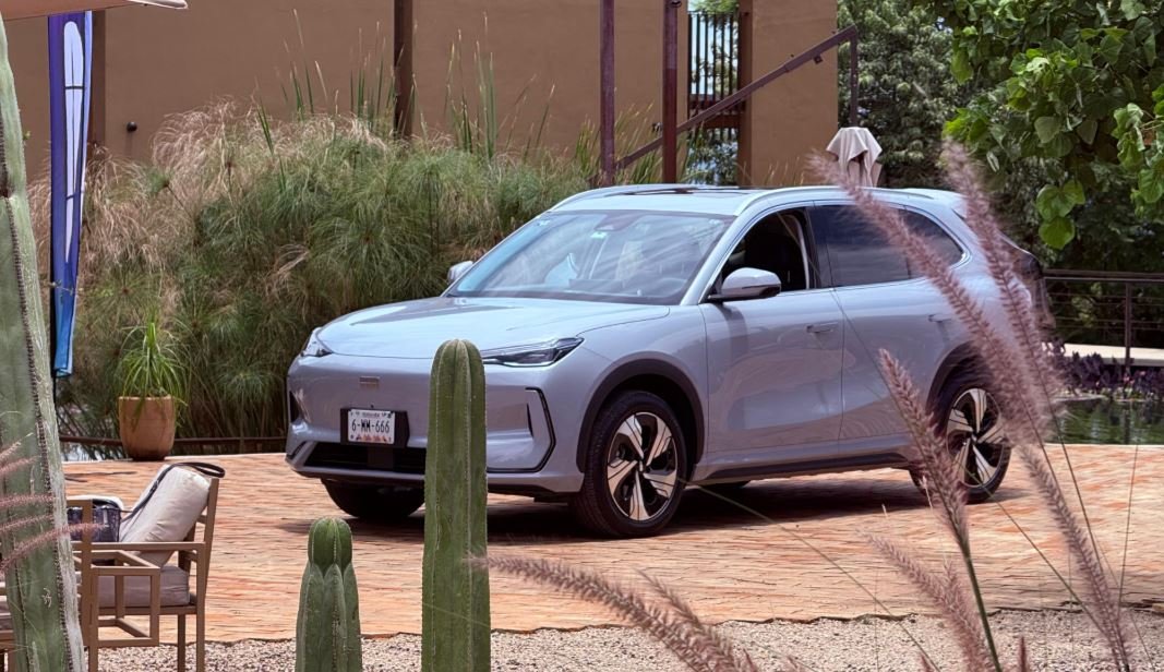 Presentacion en México de Geely EX5 vehiculo 100% electrico