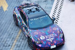 Porsche Taycan “El Fantástico” del Tec de Monterrey, vehículo guía en La Carrera Panamericana 2025.