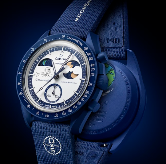 Swatch_Mission-to-earthphase–Moonshine-Gold_luna-del-castor