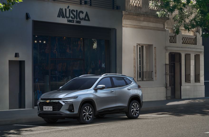 Chevrolet Tracker 2026 con nuevo diseño, motor turbo y tecnología OnStar durante su presentación en México.