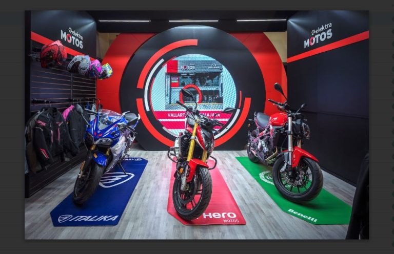 GS Motos en Expo Moto 2025 con modelos de ITALIKA, Morbidelli, Hero y Benelli en exhibición