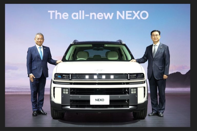 Hyundai NEXO presentado en el Japan Mobility Show 2025 junto al concepto INSTEROID.