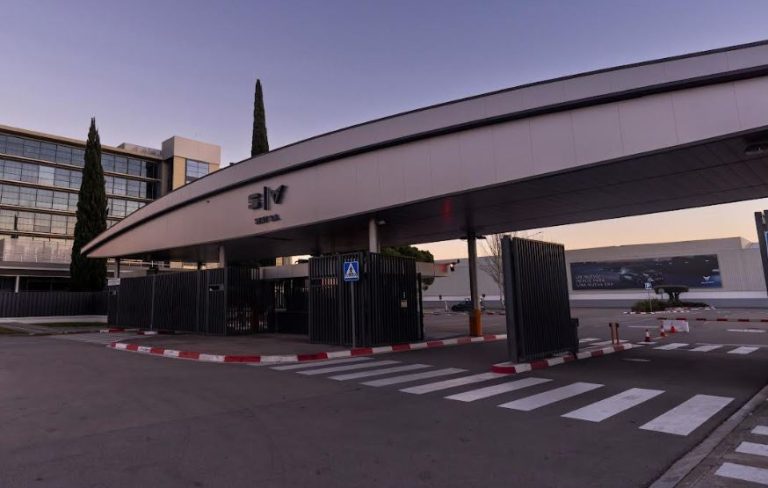 Gráfico de resultados financieros SEAT S.A. 2025 dentro del reporte corporativo