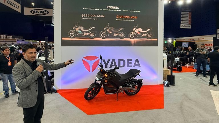 Yadea Keeness 2025 exhibida con nuevos colores durante EXPO MOTO CDMX