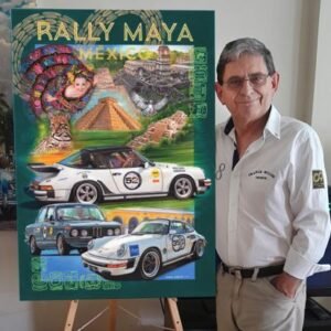 Ilustración oficial del póster Rally Maya México 2026 con autos clásicos y elementos arqueológicos