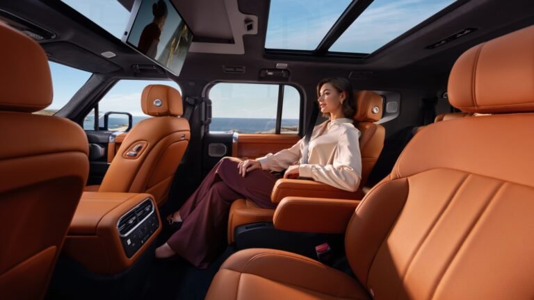 SUV premium de aventura con diseño robusto y capacidades todoterreno avanzadas