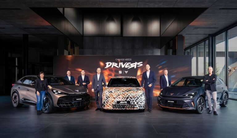 CUPRA Raval eléctrico urbano como parte de la estrategia de electrificación de SEAT y CUPRA