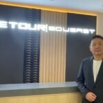 Johnny Fang CEO de JETOUR SOUEAST durante la apertura de oficinas corporativas en Santa Fe Ciudad de México