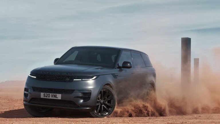 Range Rover Sport 2026 con diseño atlético y enfoque deportivo dentro del segmento de SUV premium