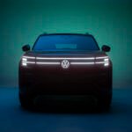 Interior del Volkswagen Atlas 2027 con pantalla de 15 pulgadas y cabina digital