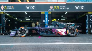 cupra-kiro-masters-of-the-universe-formula-e izquierda
