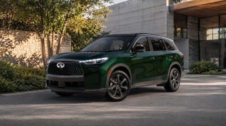 INFINITI QX60 2026 color Deep Emerald durante su presentación en México