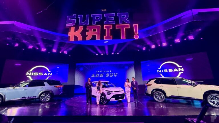 Nissan KAIT 2027 en color blanco durante presentación en México con nuevo diseño SUV compacto