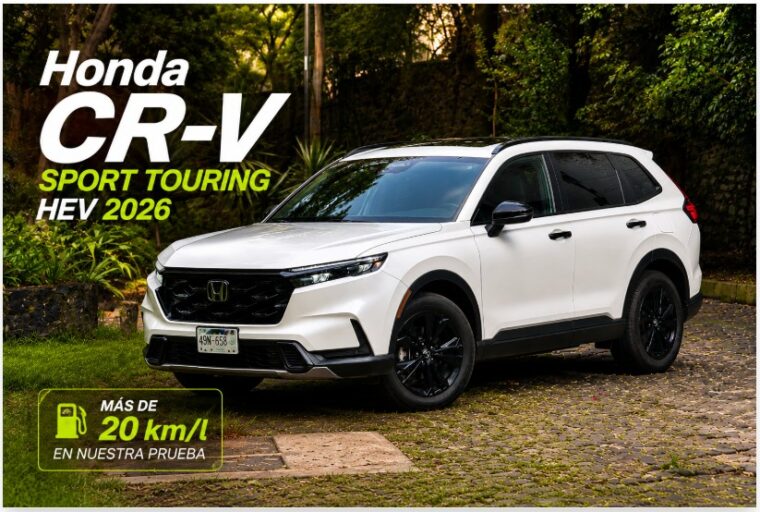 Honda CR-V Sport Touring HEV 2026 blanca durante prueba de manejo de En Ruta en México