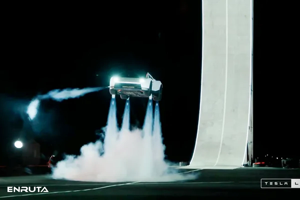Tesla Roadster Rocket suspendido en el aire mientras expulsa gas por sus propulsores
